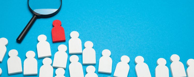 Creazione di un elenco contatti con filtri